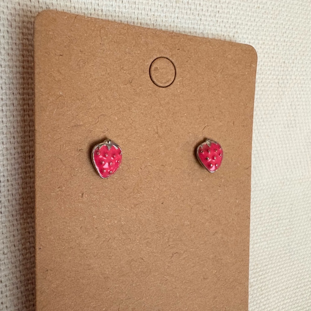 Pink Strawberry Stud Earrings 🍓